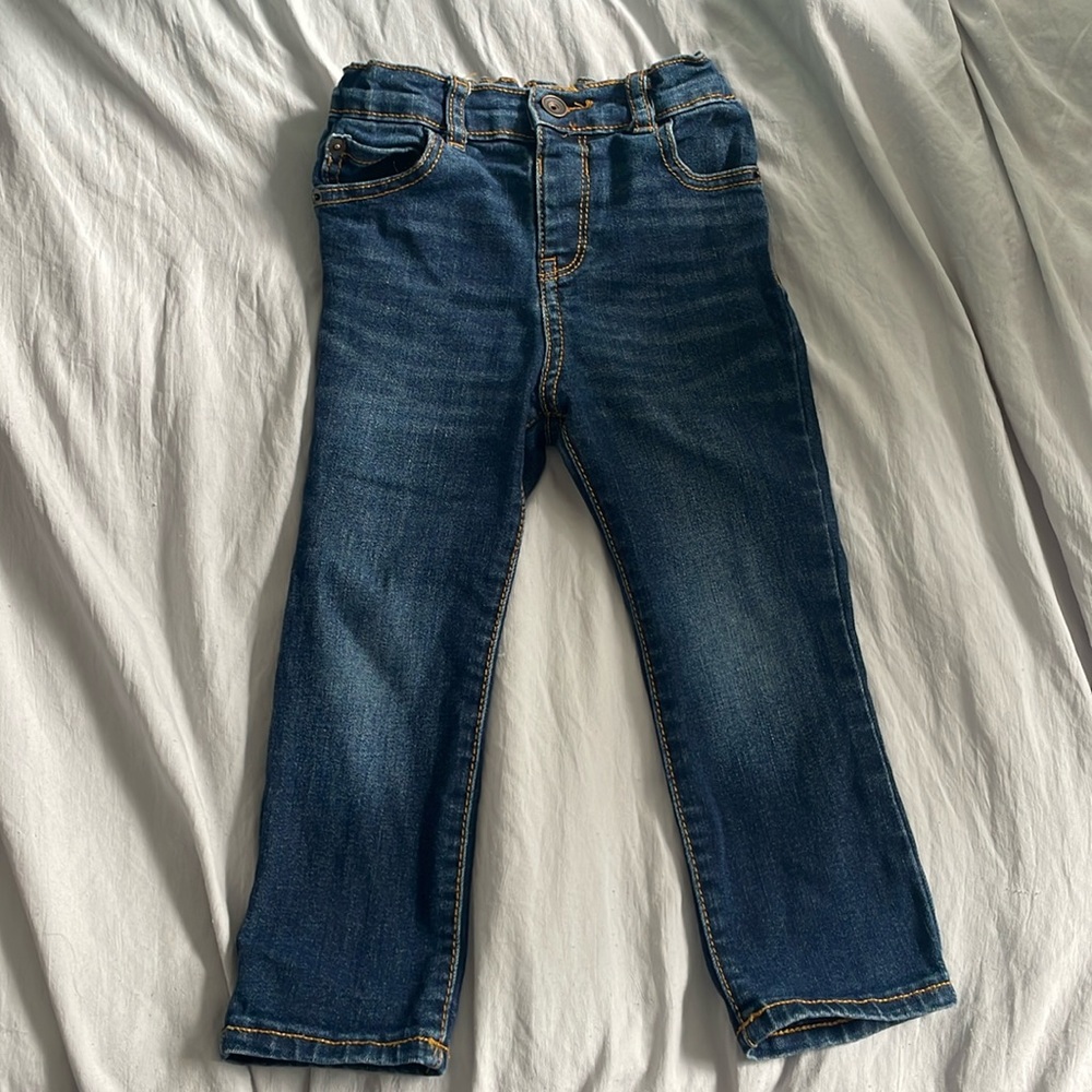 The children’s Place skinny stretchable jeans, elastic waist, size 3T. Like new